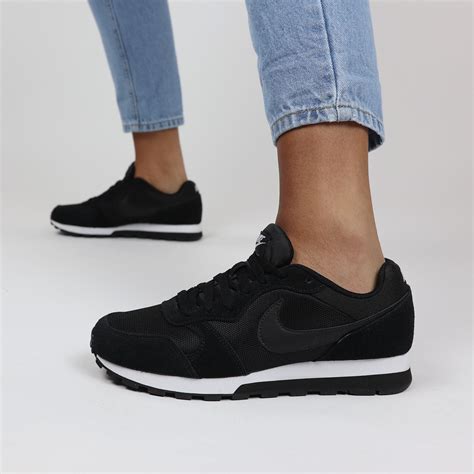 dames sneakers zwart nike|ladies nike fit sneakers clearance.